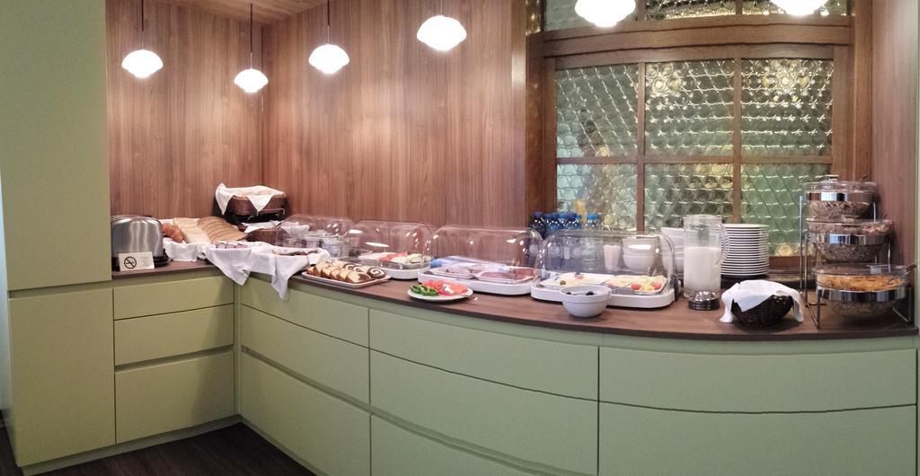 Hotel Henry دريش المظهر الخارجي الصورة