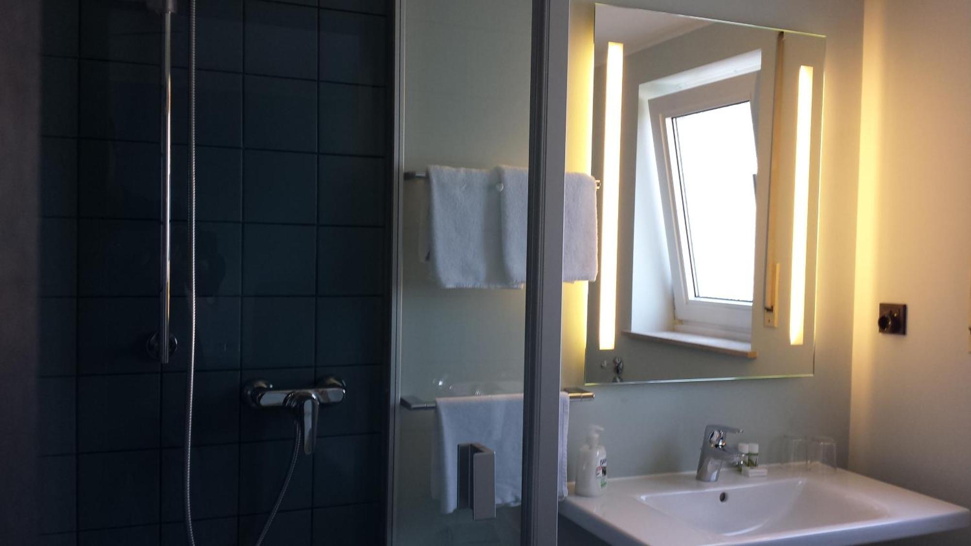 Hotel Henry دريش المظهر الخارجي الصورة